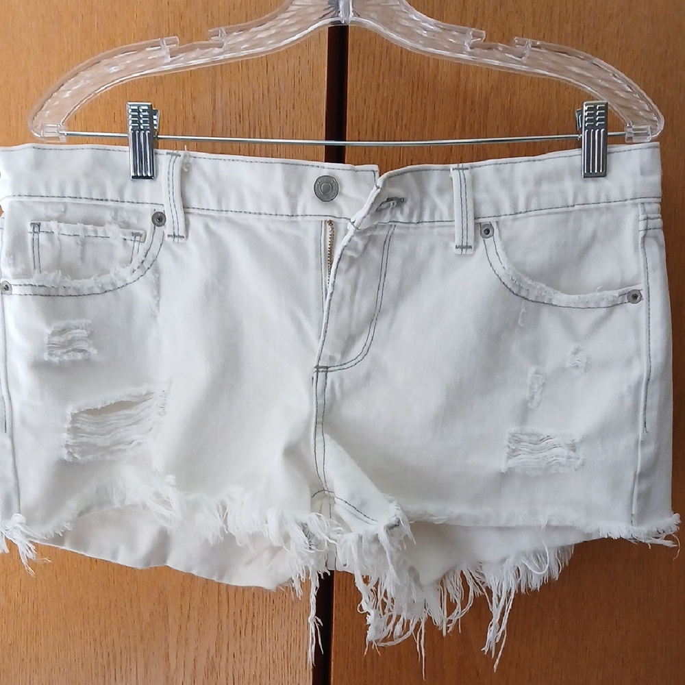 Lucky Brand White Jean Shorts Distressed Raw-Edge